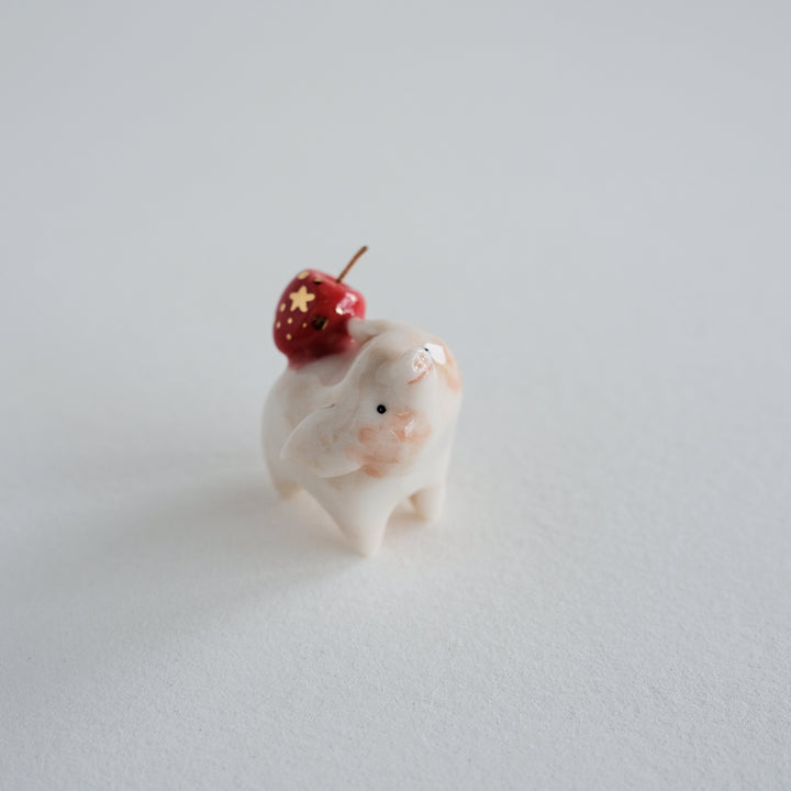 Piglet Guardian | Shiny Red Apple