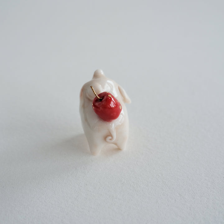 Piglet Guardian | Shiny Red Apple