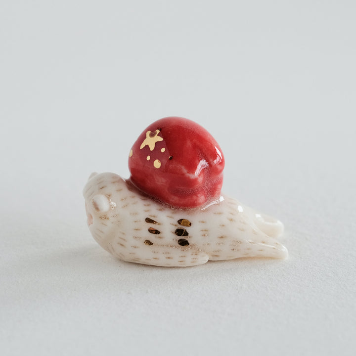 Snow Monkey Guardian | Apple Back