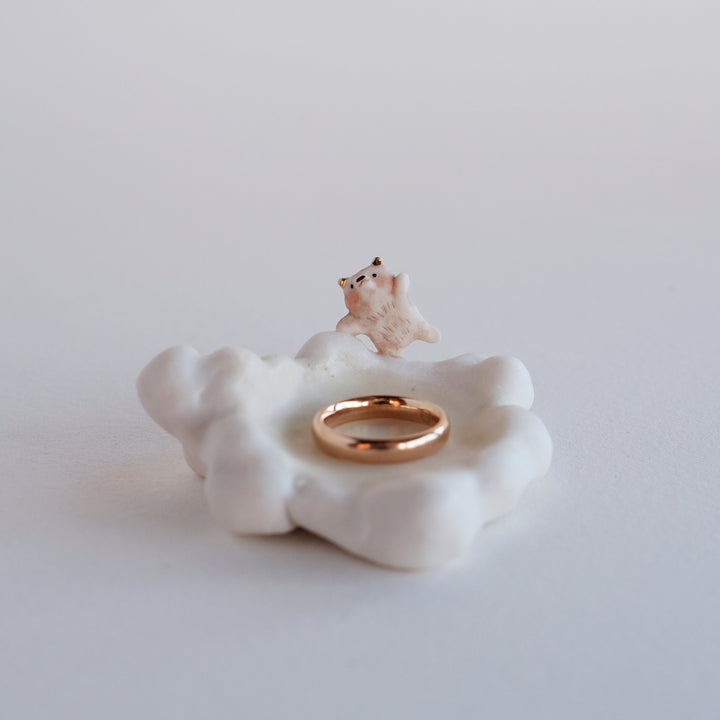 Cloud Dish | Balancing Bear