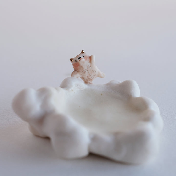 Cloud Dish | Balancing Bear