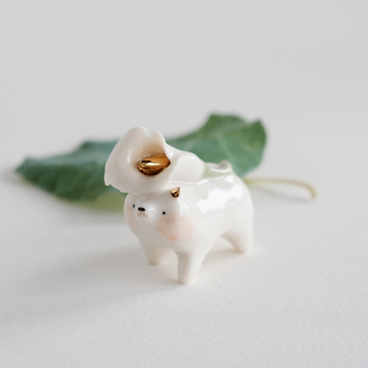 Bear Guardian | Calla Lily Carrier