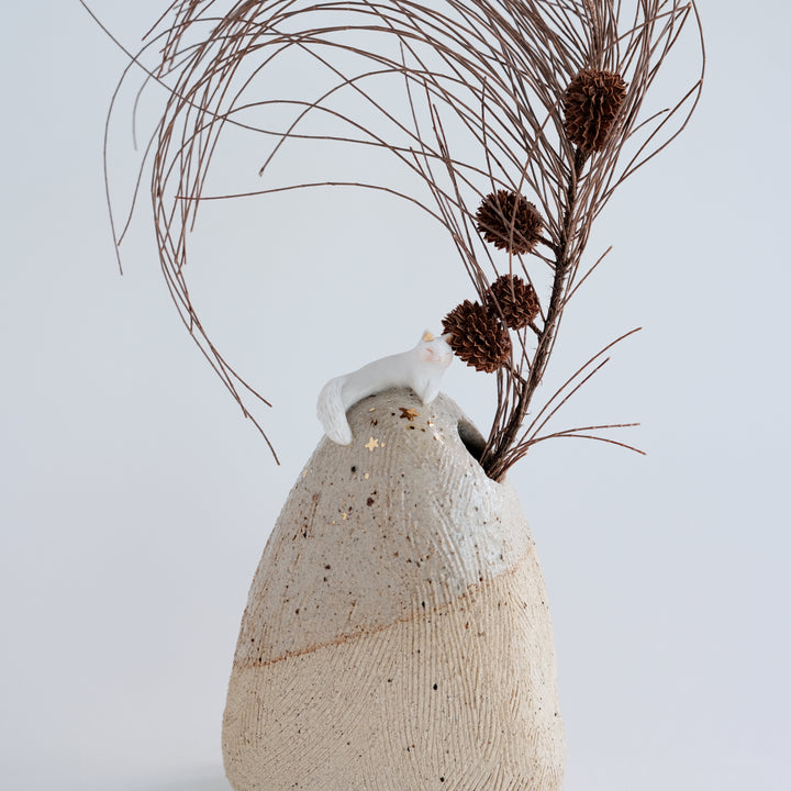 Pebble Vase | Etched Cat