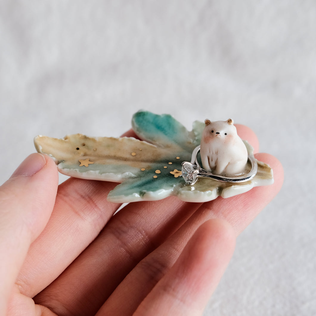 Brown Bear Leaf Dish