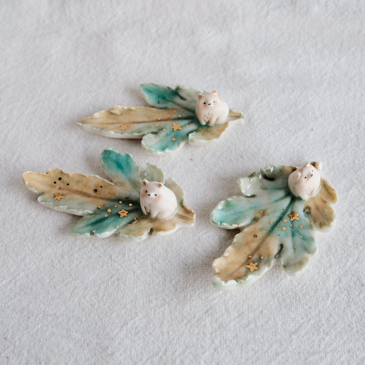 Brown Bear Leaf Dish