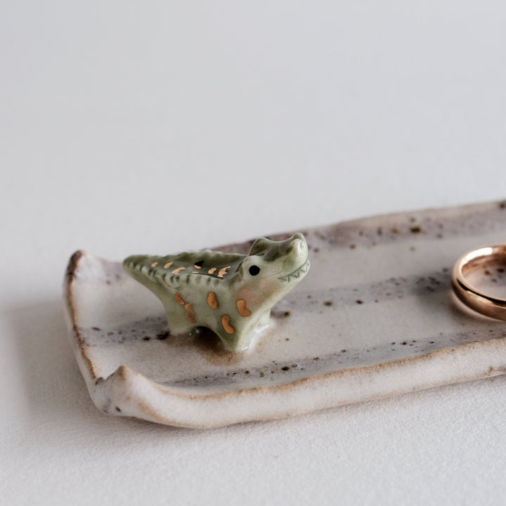 Striped Nerikomi Dish | Crocodile