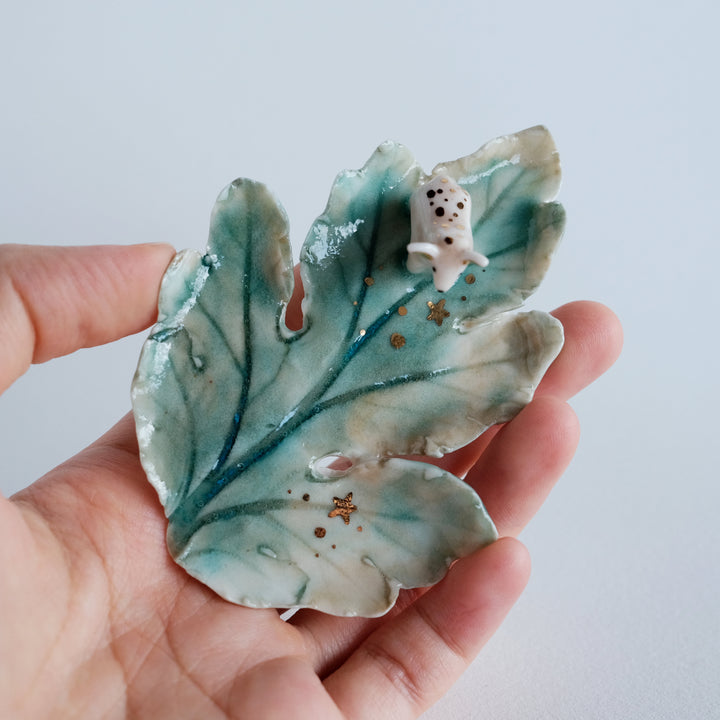 Leaf Dish | Deer