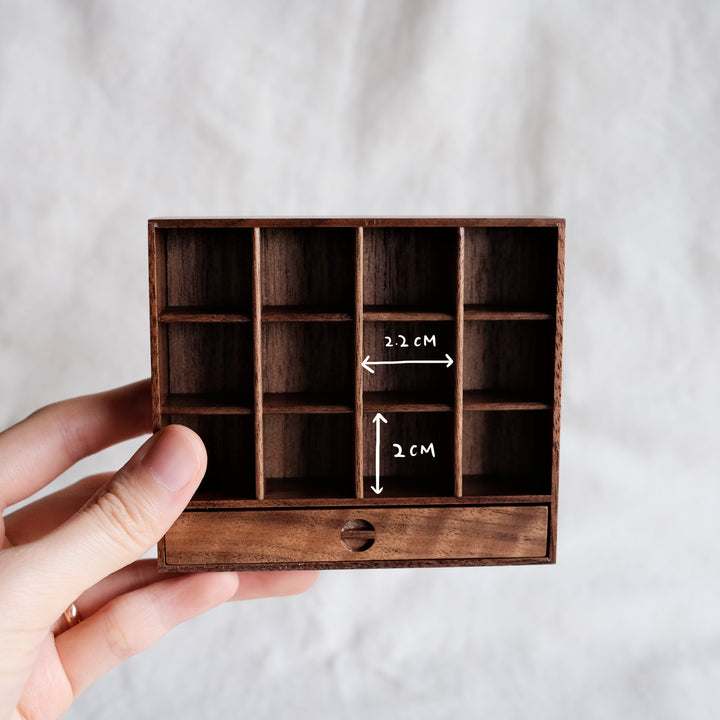 Mini Oak Wood Display Shelf