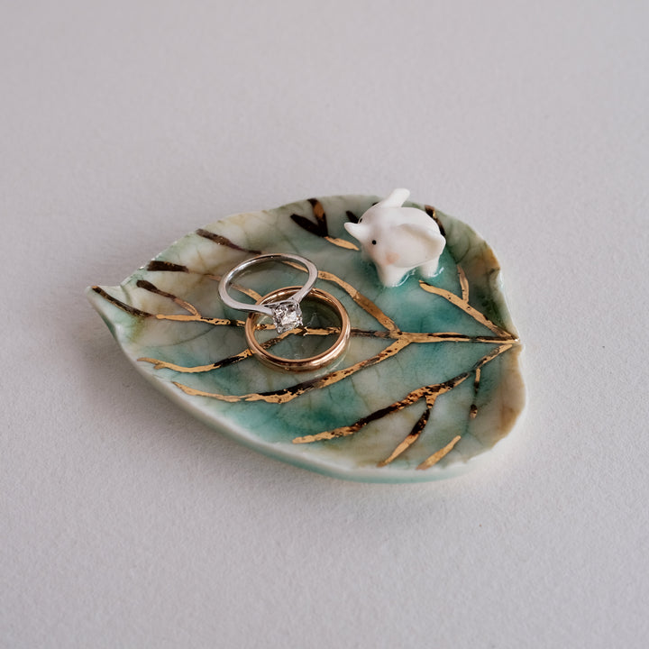 Leaf Dish | Elephant