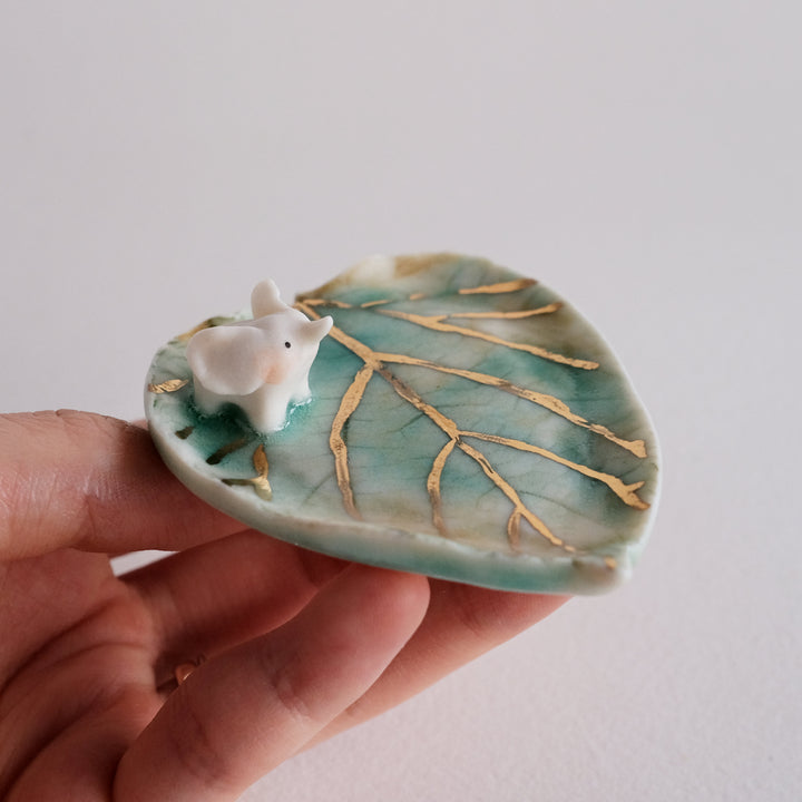 Leaf Dish | Elephant