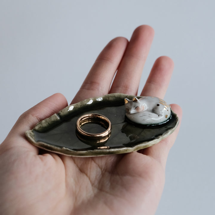 Fern Fox Ring Holder