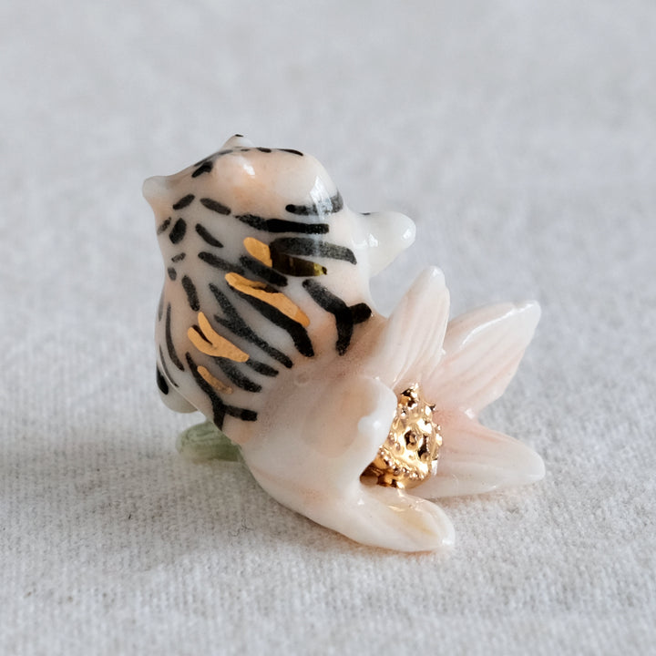 Tiger Guardian | Flower Climber