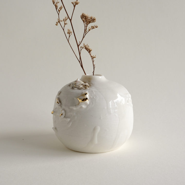 Porcelain Fox Nest Vase