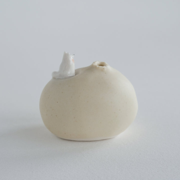 Pebble Vase | Inquisitive Fox