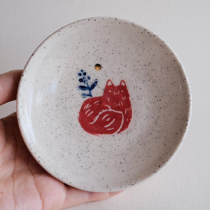 Speckled Dish | Restful Red Fox