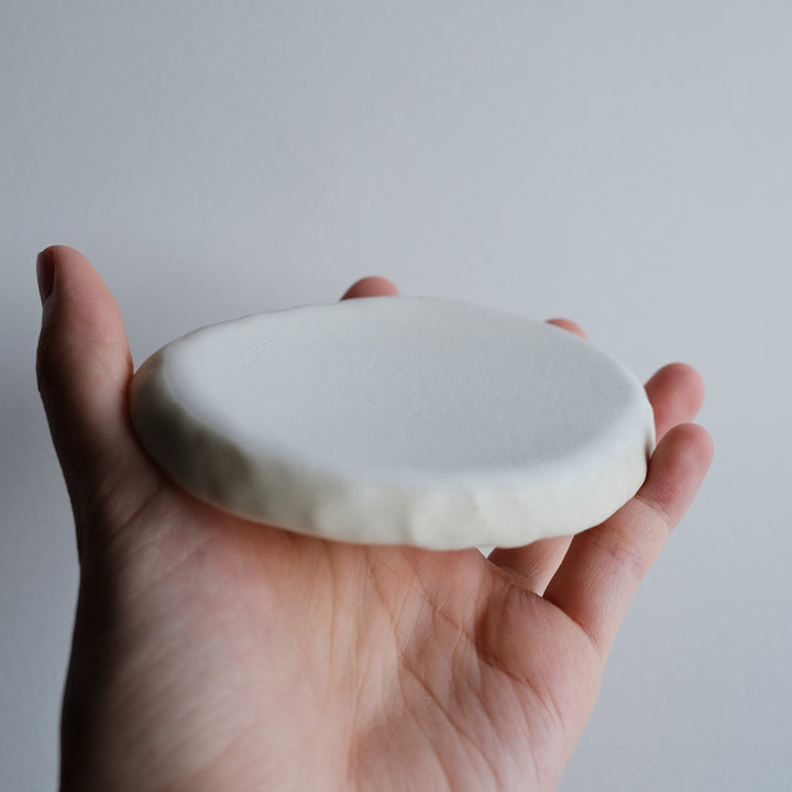 Porcelain Fox Pair Dish | Gazing Up Crescent Star