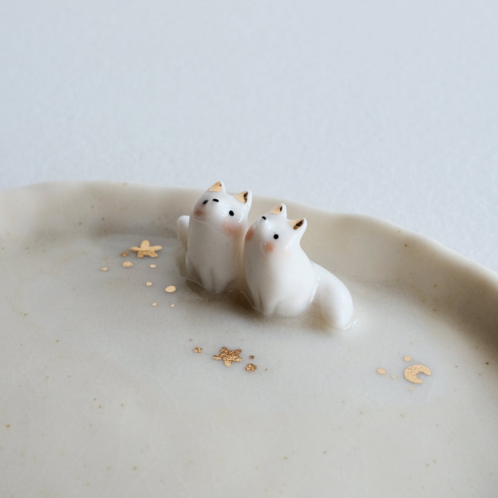 Porcelain Fox Pair Dish | Gazing Up Crescent Star