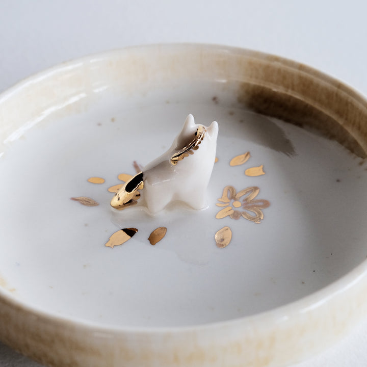 Guardian Dish | Horse Blooms