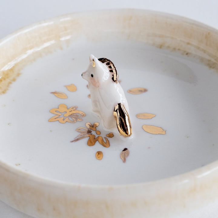 Guardian Dish | Horse Blooms