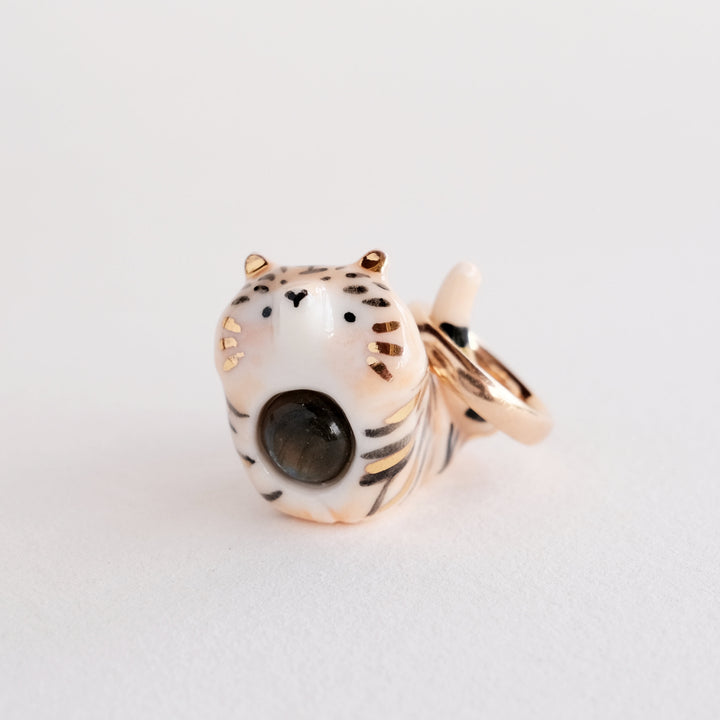 Gemstone Guardian | Labradorite Tiger Ring Holder