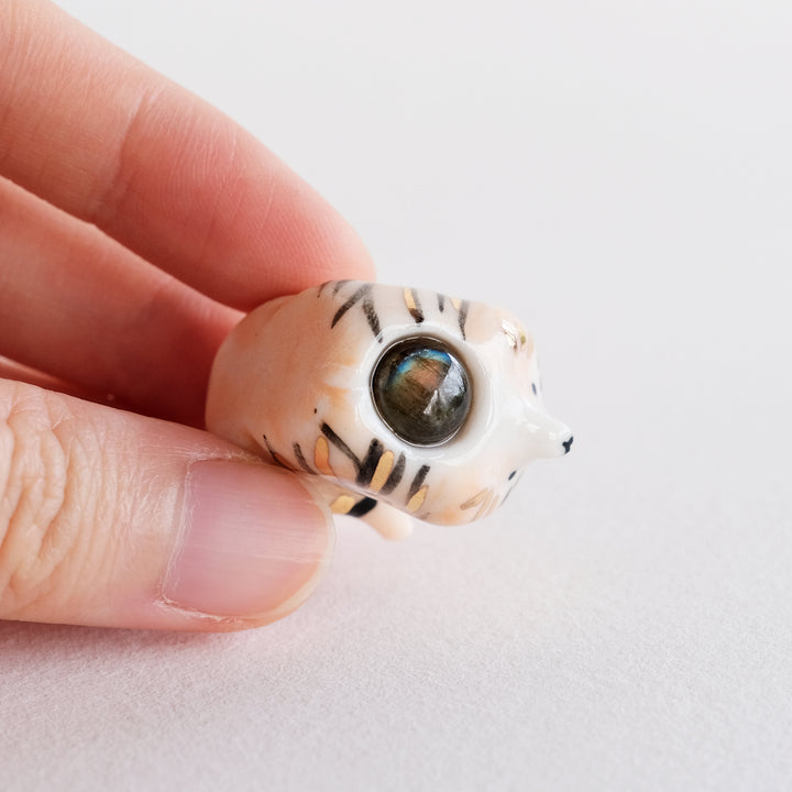 Gemstone Guardian | Labradorite Tiger Ring Holder