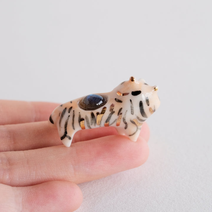 Gemstone Guardian | Labradorite Wandering Tiger
