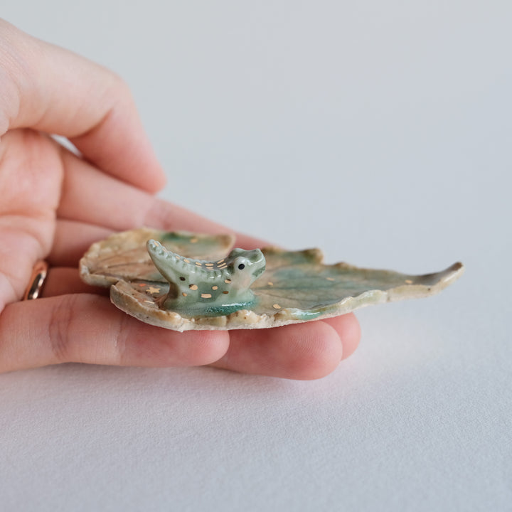 Leaf Dish | Crocodile