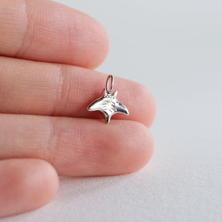 Stardust Manta Ray Pendant [Sterling Silver]