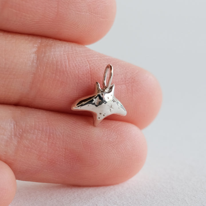 Stardust Manta Ray Pendant [Sterling Silver]