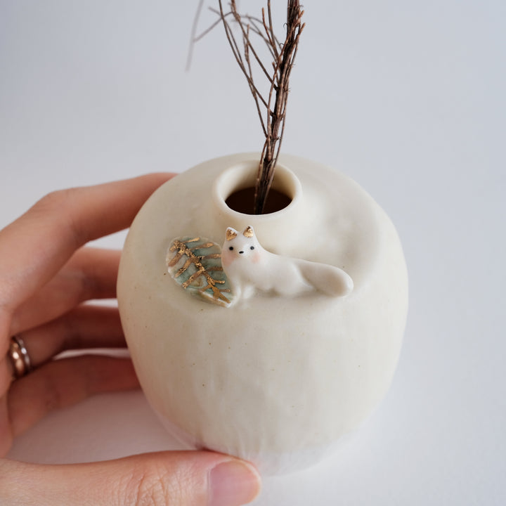 Porcelain Vase | Restful Leaf Fox