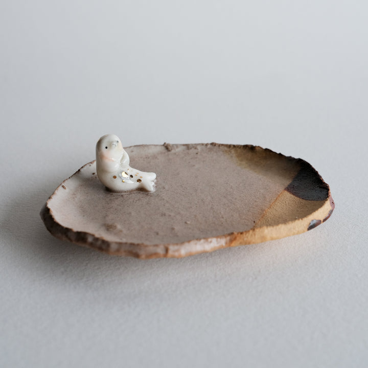 Footed Dish | RW Sit Back Seal