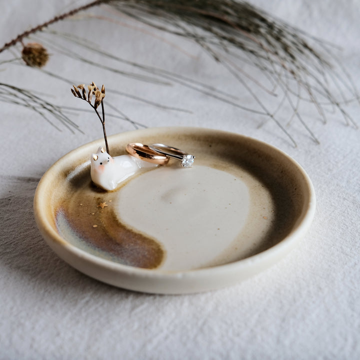 Guardian Dish | Resting Fox