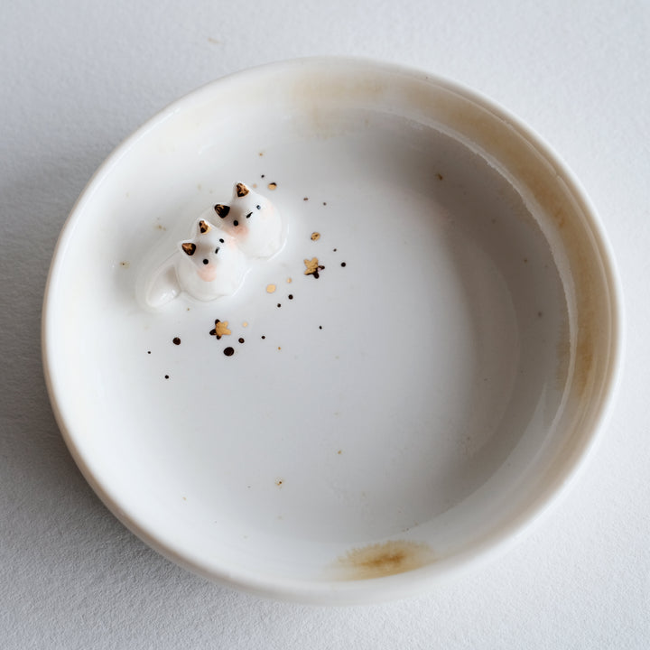 Guardian Dish | Fox Pair Gazing Up