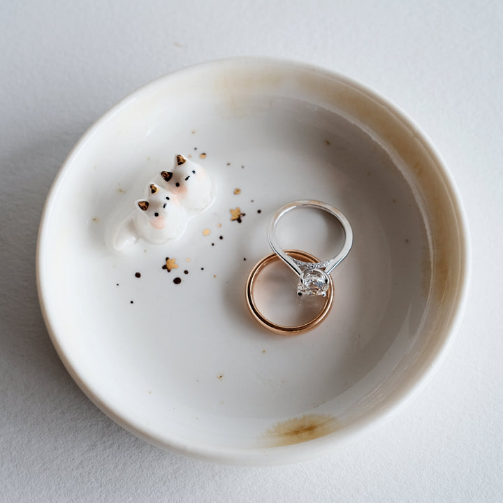 Guardian Dish | Fox Pair Gazing Up