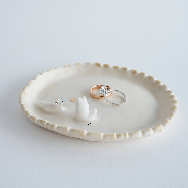 Porcelain Fox Pair Dish | Scalloped Edges