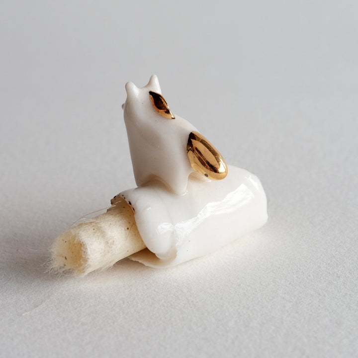 Scroll Bearer | Horse