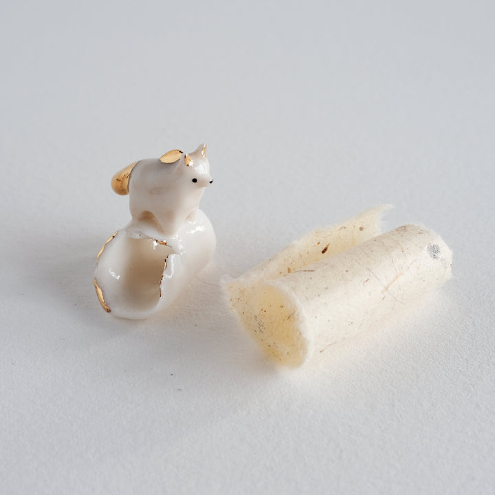 Scroll Bearer | Horse