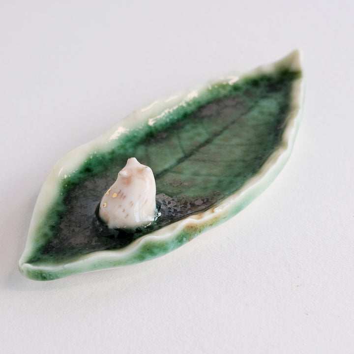 Leaf Dish | Bear
