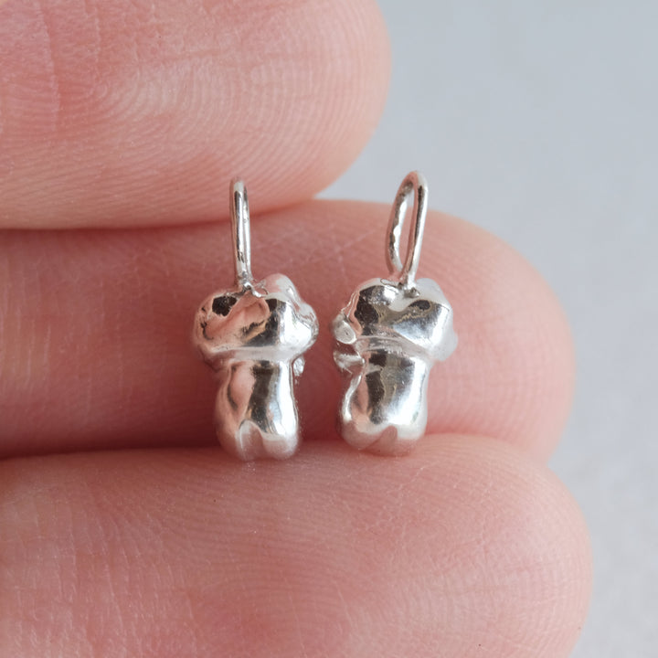 Silver Sitting Cloud Being Pendant [Bum]