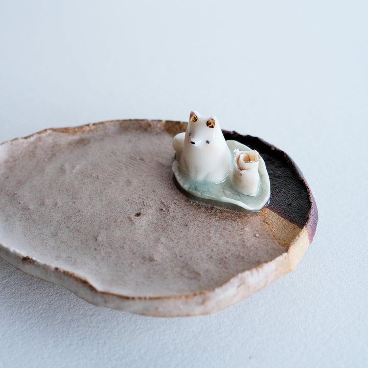 Footed Dish | Seated Leaf Fox