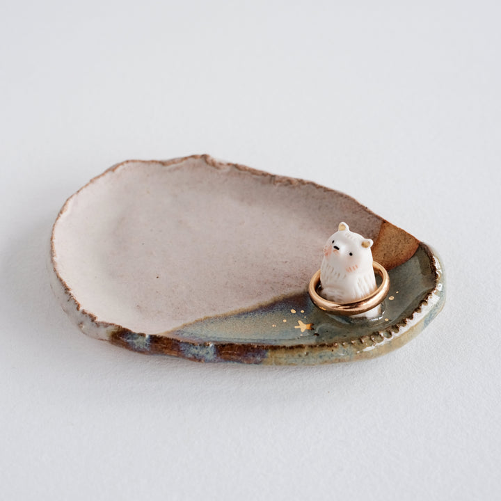 Guardian Dish | Soft Brown Bear