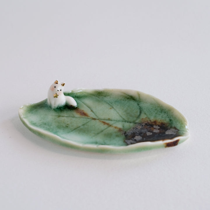 Leaf Dish | Sitting Star Fox