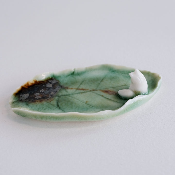 Leaf Dish | Sitting Star Fox