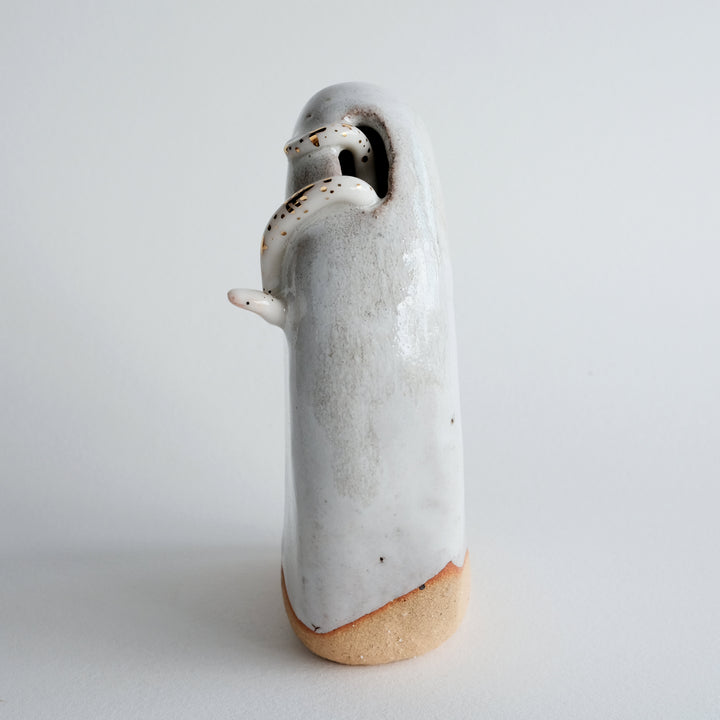 Pebble Vase | Leaf Litter Snake