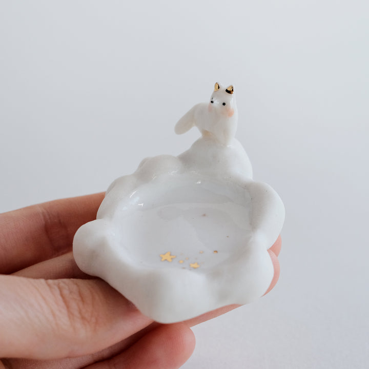 Cloud Dish | Standing Fox