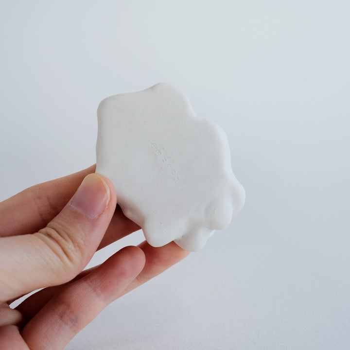Cloud Dish | Standing Fox