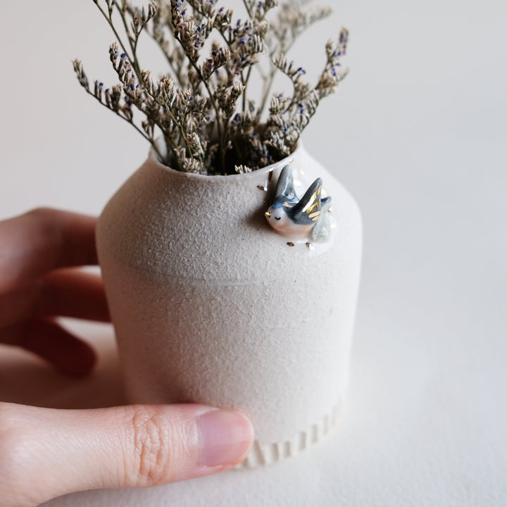 Sandy Vase | Swallow