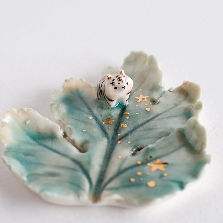 Leaf Dish | Tiger