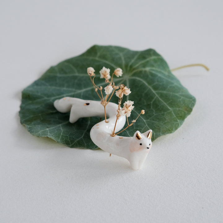 Long Fox Guardian | Wavy Flower Holder