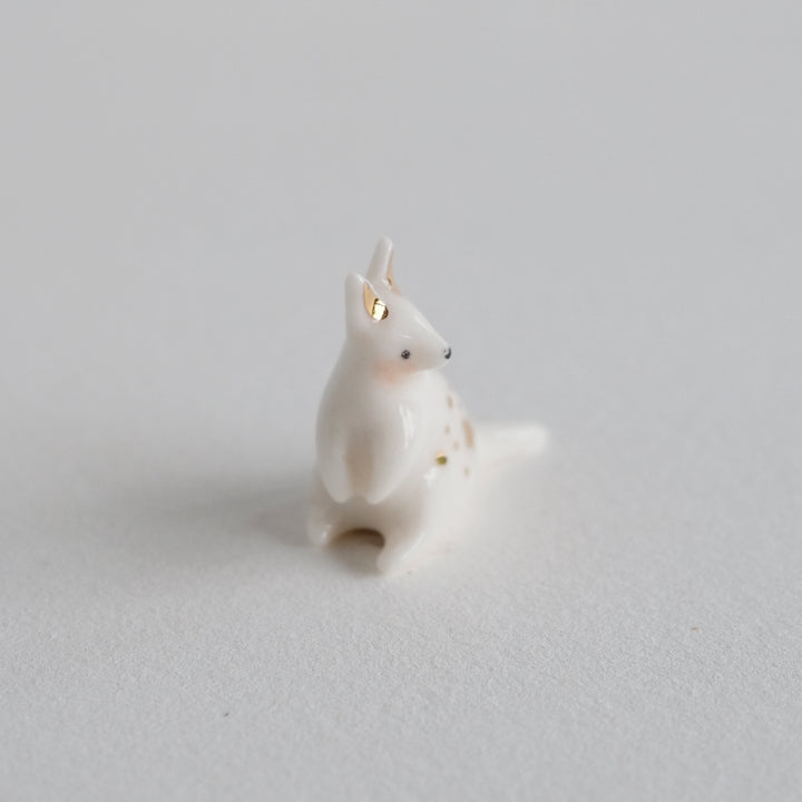 Wallaby Guardian | Snow